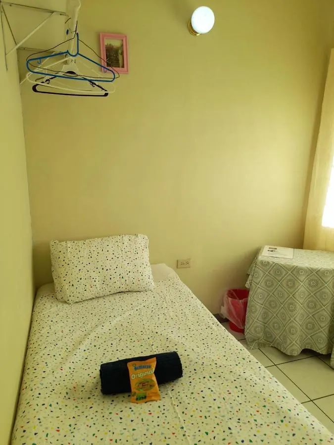 Camelia Rooms Kingston 0*,  Jamaïque